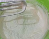 Foto langkah ke 3 dari resep Banana Roll Cake.