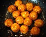 A picture of step 8 of Shrimp-Chicken Meatballs in Chili Sauce.