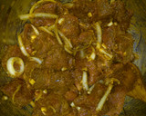 A picture of step 1 of Curry beef.