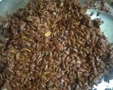 A picture of step 2 of Mukhwas flaxseed.