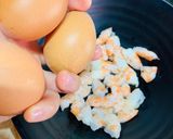 Hình bước làm 4 của món Vào bếp cùng con: tôm chiên trứng