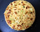 A picture of step 4 of Lauki Paratha.