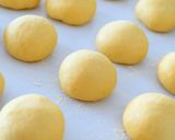 Foto langkah ke 7 dari resep Roti unyil sosis super empuk.