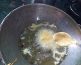 A picture of step 3 of Potatoes Vada (Aloo bonde).