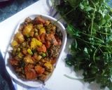 A picture of step 3 of Carrot, Potato, Cauliflower, and Pea Vegetable Curry.