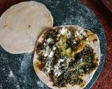 लेफ्ट मेथी आलू पराठा(left over aloo methi paratha recipe in hindi) रेसिपी चरण 1 फोटो
