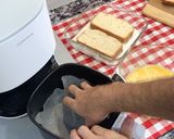 A picture of step 4 of Air Fryer Torrijas.