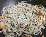 Foto del paso 4 de la receta Farfalle con gulas y atún