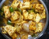 A picture of step 2 of Masala paneer.
