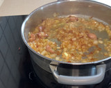 Foto del paso 4 de la receta: Pavo guisado con alcachofas y guisantes