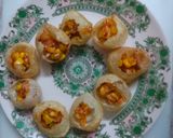 A picture of step 3 of Pizza panipuri.