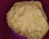 Foto langkah ke 3 dari resep Cashew Choco-Cheese Thumb Print.
