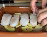 Foto del paso 5 de la receta: Merluza al horno con ajo negro