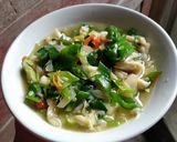 Foto langkah ke 4 dari resep Tumis Jamur Tiram Daun Bawang.