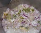 A picture of step 1 of Green chicken Kardahi.