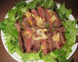 A picture of step 4 of Extravagant Steak Salad.
