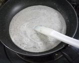 A picture of step 2 of Soy Milk Sesame Pudding.