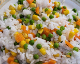 Foto del paso 4 de la receta: Ensalada de colores y sabores con arroz