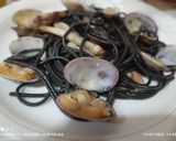 Foto del paso 4 de la receta: Spaghetti negro con almejas, navajas y un punto de alioli