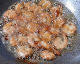A picture of step 1 of Jackfruit Prawn Mushroom Curry.