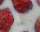 A picture of step 2 of Strawberry Milkshake.