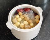 Hình bước làm 3 của món Yến Xào Chưng Táo Đỏ Hạt Sen