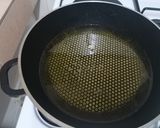 A picture of step 7 of Meat samosas.