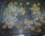 A picture of step 4 of Pastillas de Leche.