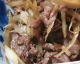 A picture of step 4 of Simmered Beef (Shigure-ni) with Burdock Root.