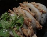 A picture of step 4 of Steamed Chinese-style Lotus Root and Pork Slices.