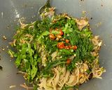 รูปขั้นตอนการทำที่ 3 ของ ยำขนมจีนน้ำปลาร้า ใส่หอยนา (แซ่บได้ง่ายๆจ้า)😁