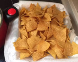 Foto del paso 5 de la receta: Guaca~Nachos 😋😋