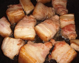 A picture of step 3 of Melts in Your Mouth! Tender Pork Belly Curry.