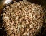 A picture of step 2 of Ground Pork and Mashed Potato Gratin.