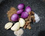 Foto langkah ke 1 dari resep Semur Tahu Telur khas Betawi.
