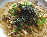 A picture of step 4 of Mushroom Soup Pasta with Umeboshi and Butter.