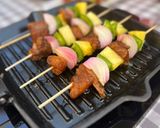 Foto del paso 4 de la receta: Brochetas de salmón fresco con piña y verduritas