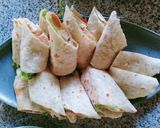 Foto langkah ke 2 dari resep Chicken Wrap.