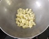 A picture of step 2 of Sabudana.