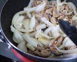 A picture of step 7 of Thinly Sliced Pork & Mango Sauce with Rice.