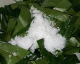 Foto langkah ke 2 dari resep #62 Tumis Daun Mengkudu Tongkol Suir.