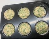 Foto langkah ke 8 dari resep Muffin Bayam Keju(Savory Muffin No Mixer Praktis).