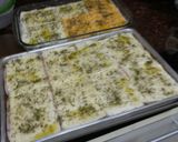 A picture of step 16 of Lasagna parisiense.