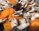 Foto langkah ke 5 dari resep Jamur Saus Tiram.