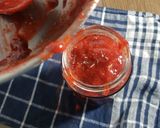 Foto langkah ke 6 dari resep Selai Strawberry.