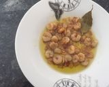 Foto del paso 3 de la receta Gambas al pil pil