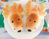 A picture of step 11 of Christmas Reindeer Bread.