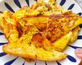 Foto langkah ke 4 dari resep Roti Telur Bersaus.