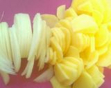 A picture of step 1 of Vichyssoise♪ Chilled Potato Soup.
