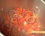 Une image de l'étape 2 de Goulash à la hongroise.